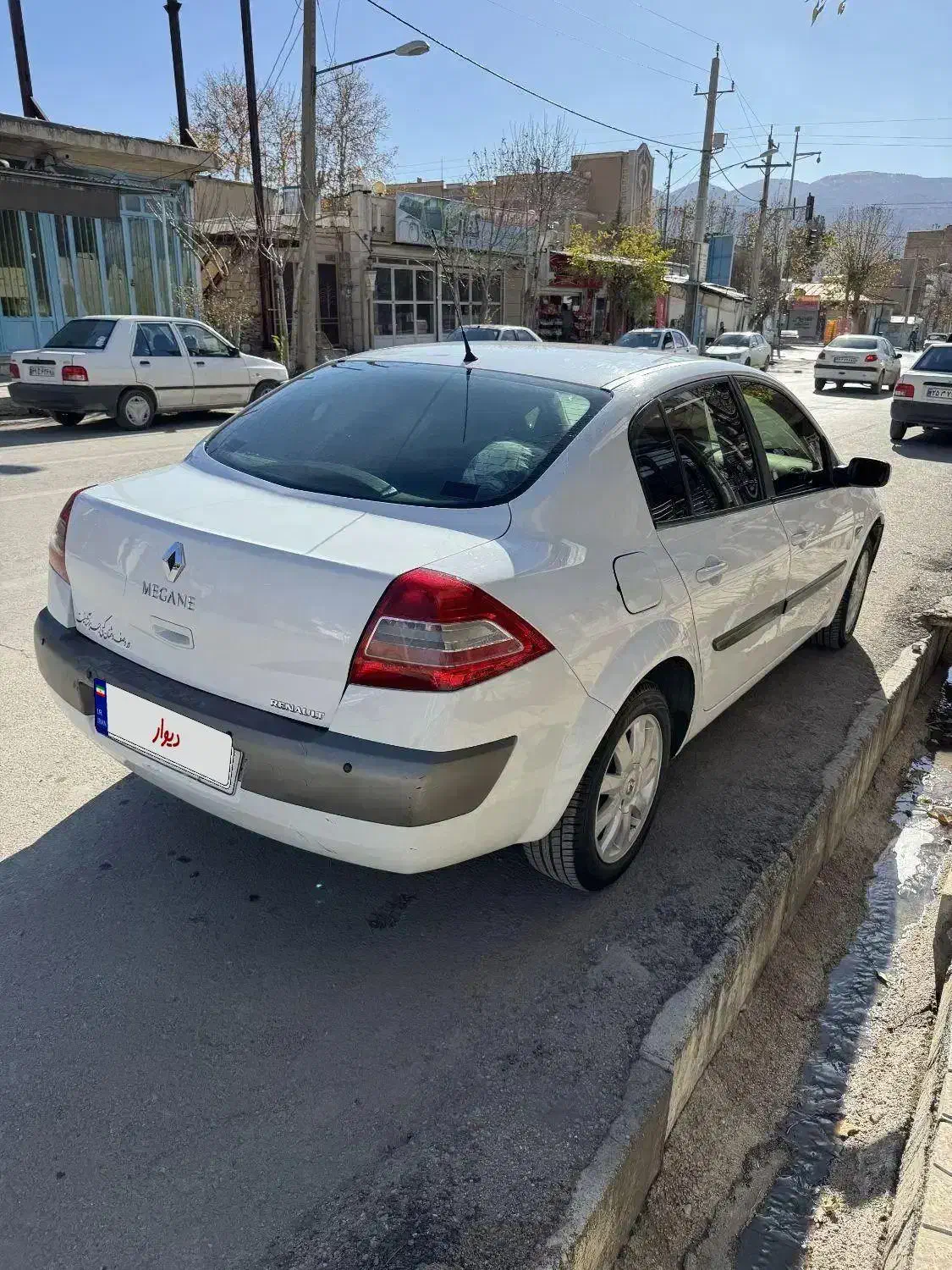 مگان ۲۰۰۰ مدل ۹۱|خودرو سواری و وانت|ایوان, |دیوار