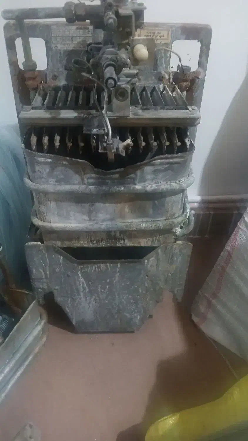 خرید آبگرمکن های فرسوده و خراب|آبگرمکن، پکیج، شوفاژ|بروجرد, |دیوار