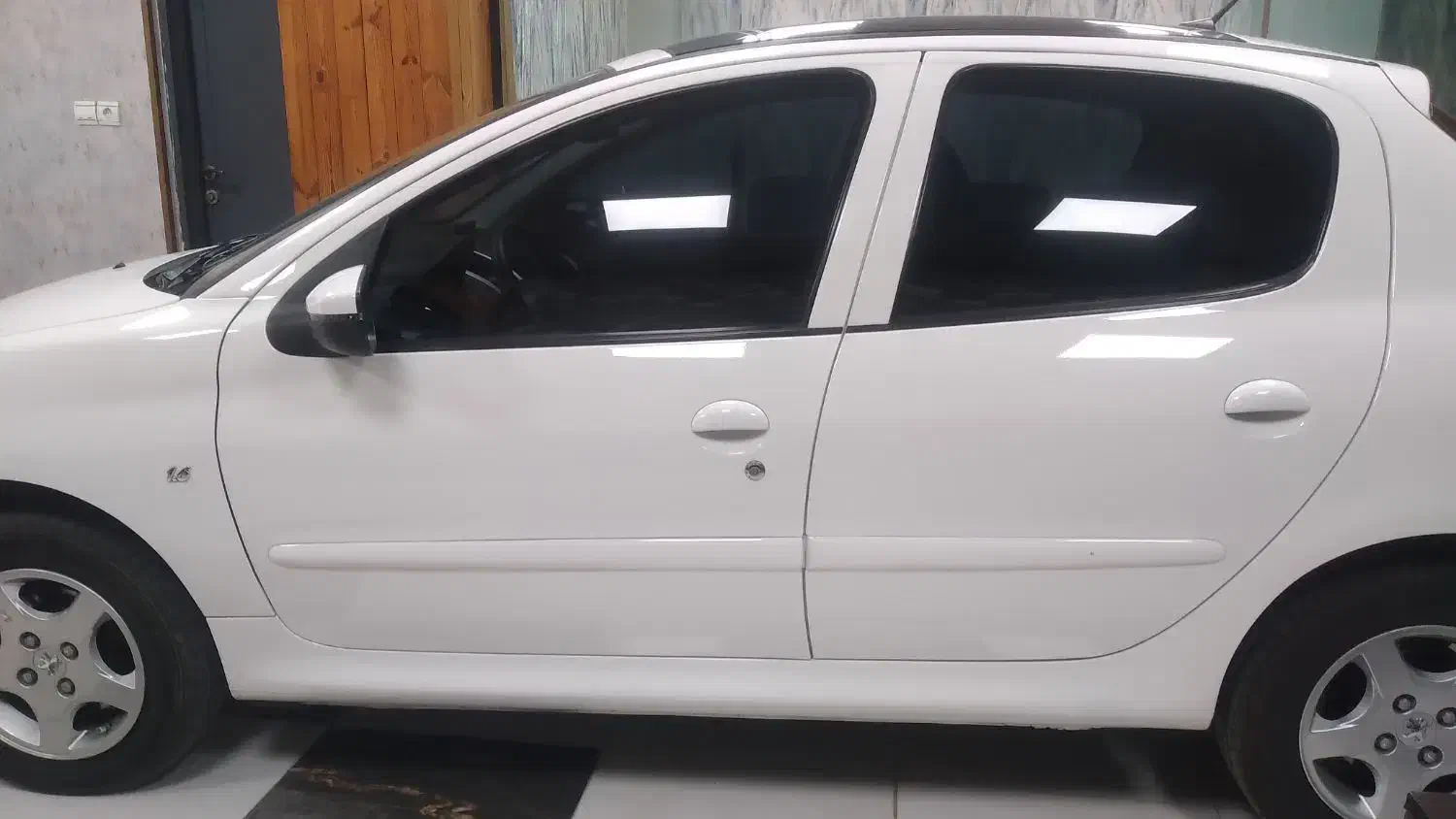 ۲۰۷ سفید|خودرو سواری و وانت|قزوین, |دیوار