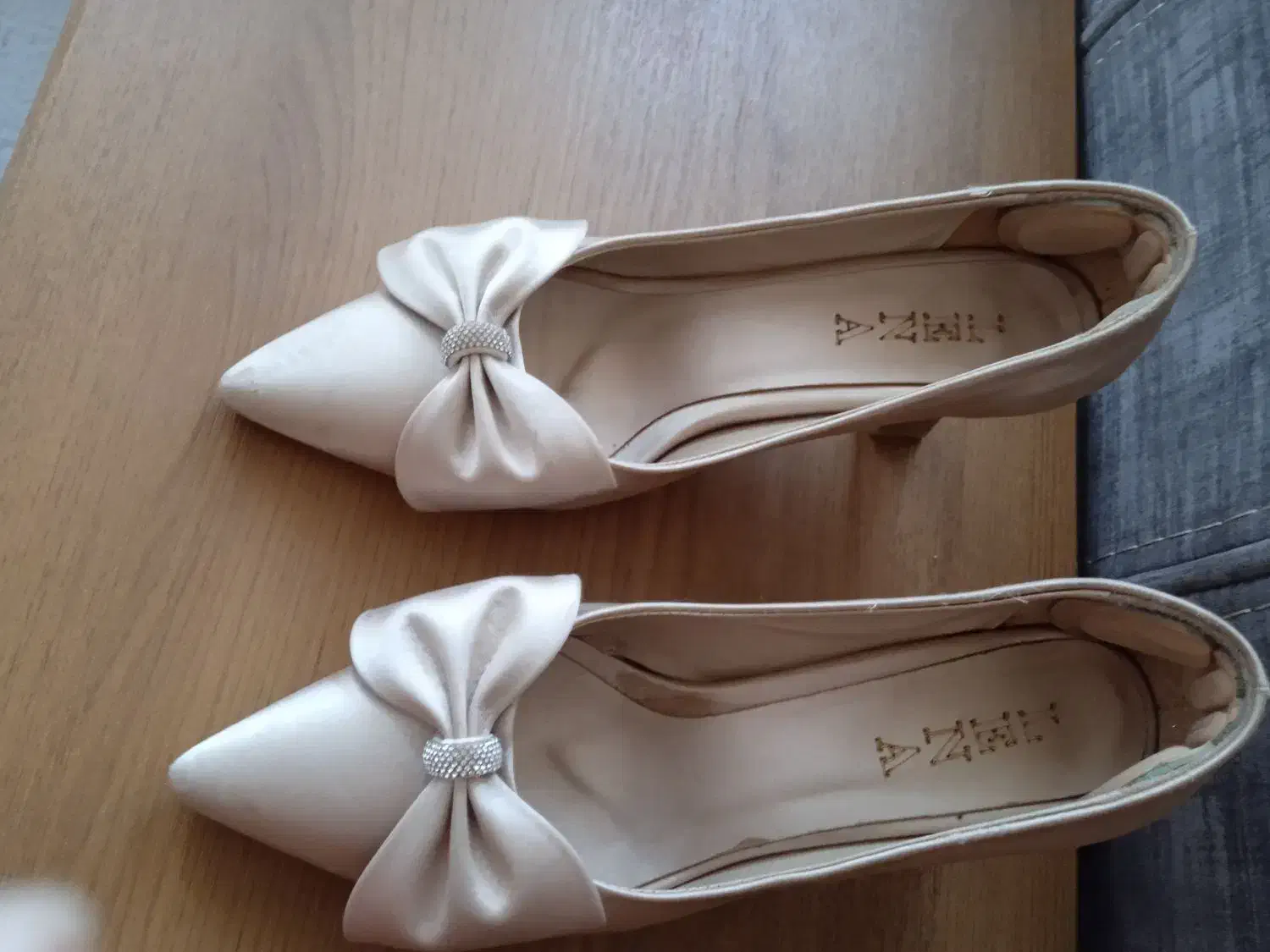 کفش مجلسی|کیف، کفش، کمربند|خرم‌آباد, |دیوار