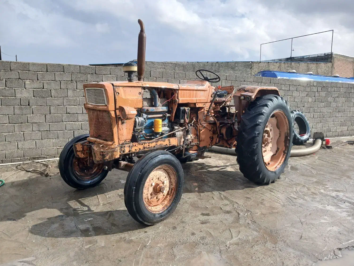 تراکتور رومانی مدل ۶۸|خودرو سنگین|نقده, |دیوار