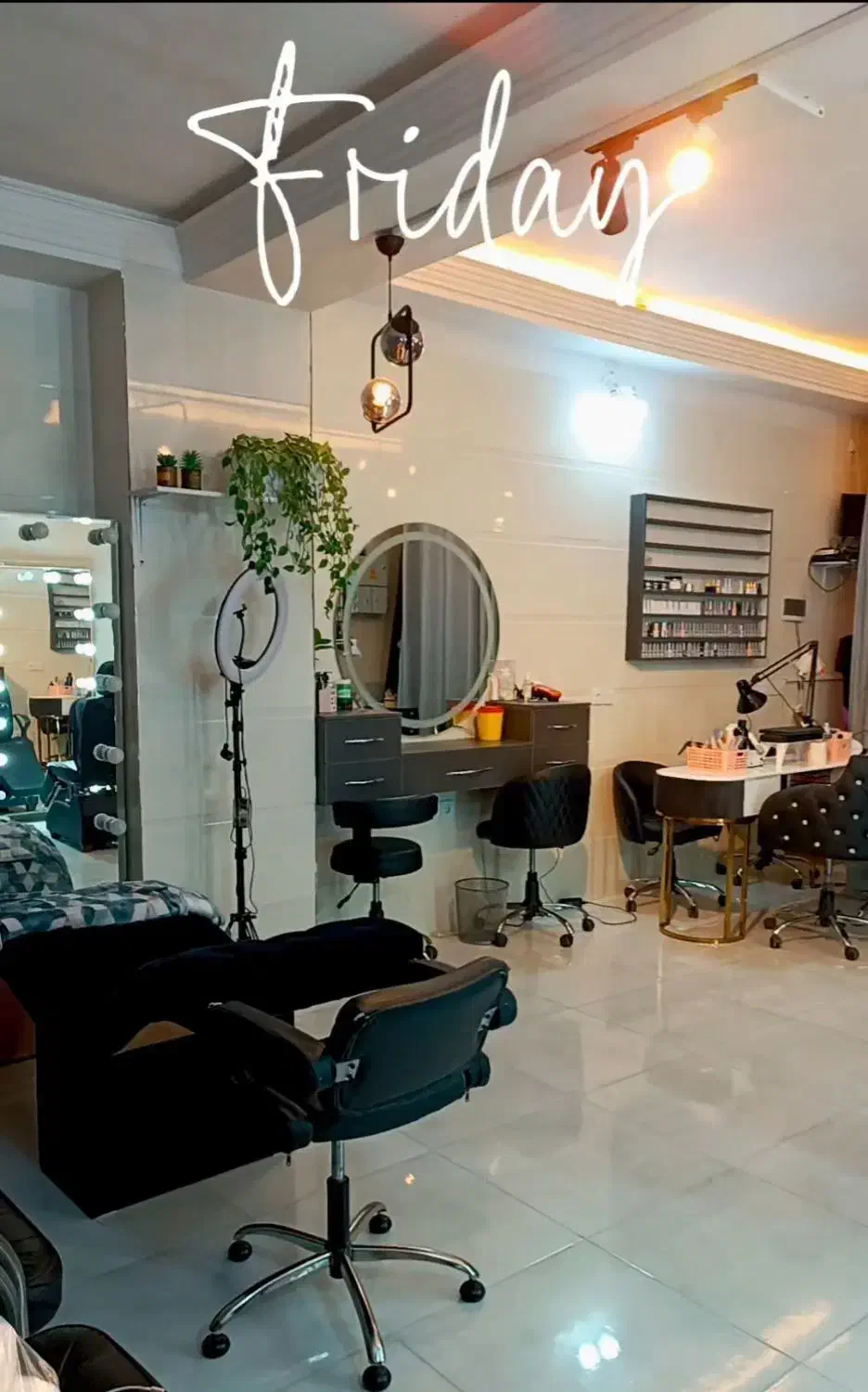 فروش کلیه لوازم سالن زیبایی در حد نو|آرایشگاه و سالن‌های زیبایی|پاکدشت, پاکدشت (مامازند)|دیوار