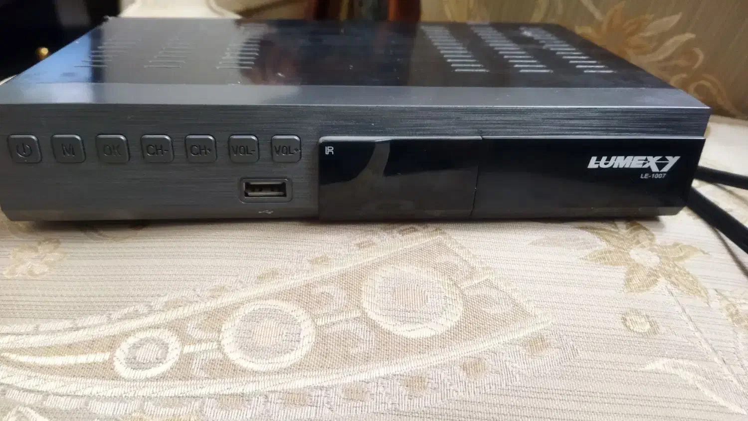 دستگاه دیجیتال لومکسی همراه باتلویزیون21|صوتی و تصویری|زنجان, |دیوار