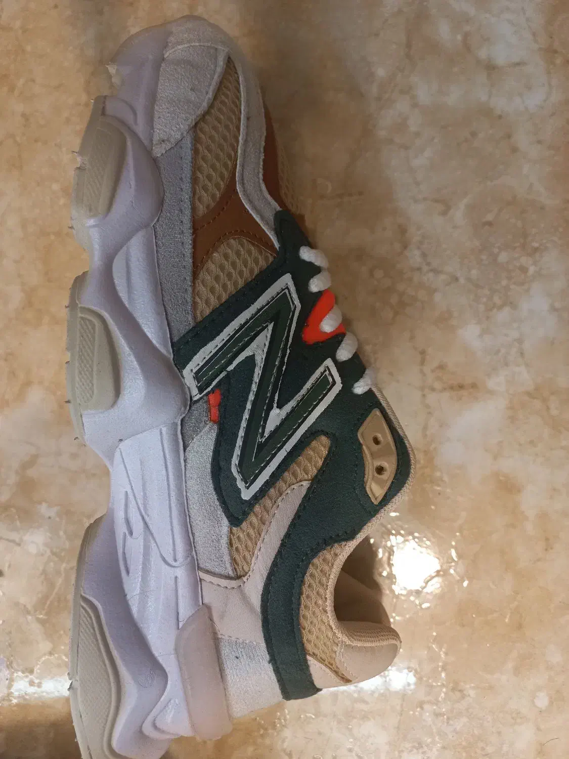 فروش کفش اسپرت|کیف، کفش، کمربند|ایلام, |دیوار