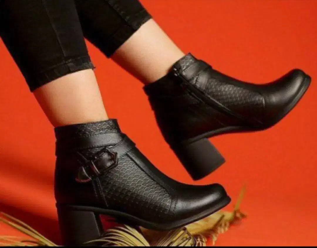 تولید و پخش کفش اسپرت،چکمه ، نیم بت|کیف، کفش، کمربند|تهران, حر|دیوار