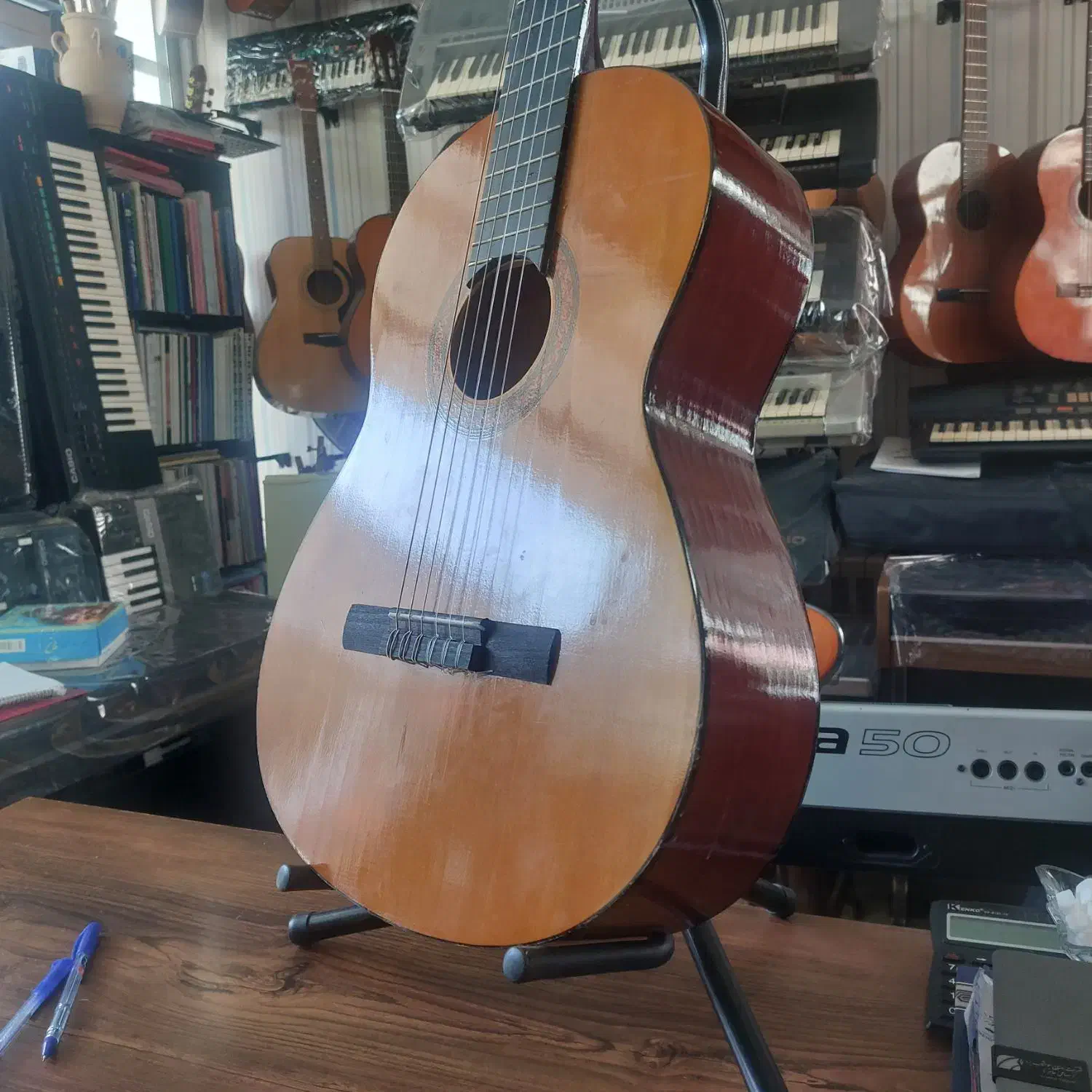 گیتار فندر در موزیک ارژنگ|گیتار، بیس، امپلیفایر|پردیس, فاز ۳|دیوار