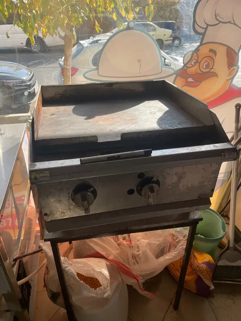 فروش وسایل یا واگذاری مغازه تهدیگ باشی|فروشگاه و مغازه|قم, بنیاد|دیوار