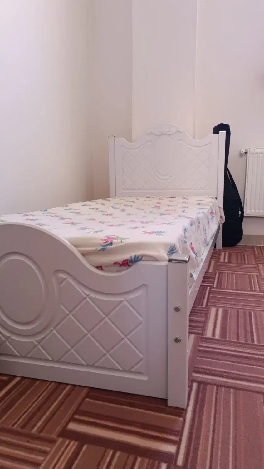 تخت خواب تک نفره زیبا|تخت و سرویس خواب|آبدانان, |دیوار