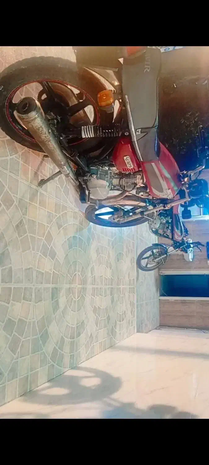 موتور سیکلت|موتورسیکلت|فین, |دیوار