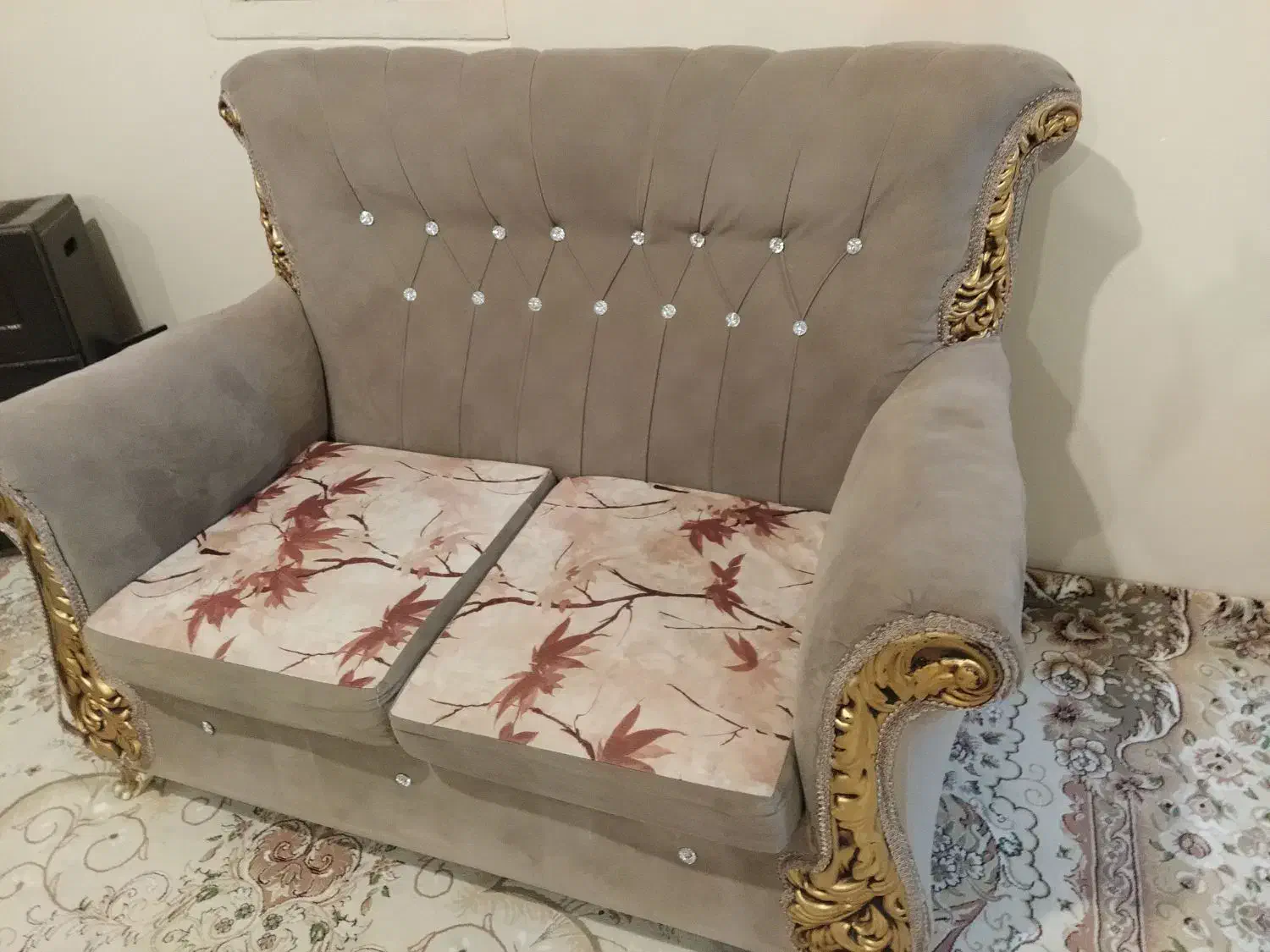 فروش مبل ۷ نفره|مبلمان خانگی و میز عسلی|گلپایگان, |دیوار