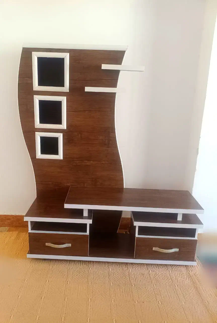 میز تلویزیون|میز تلویزیون|بهمن صغاد, |دیوار