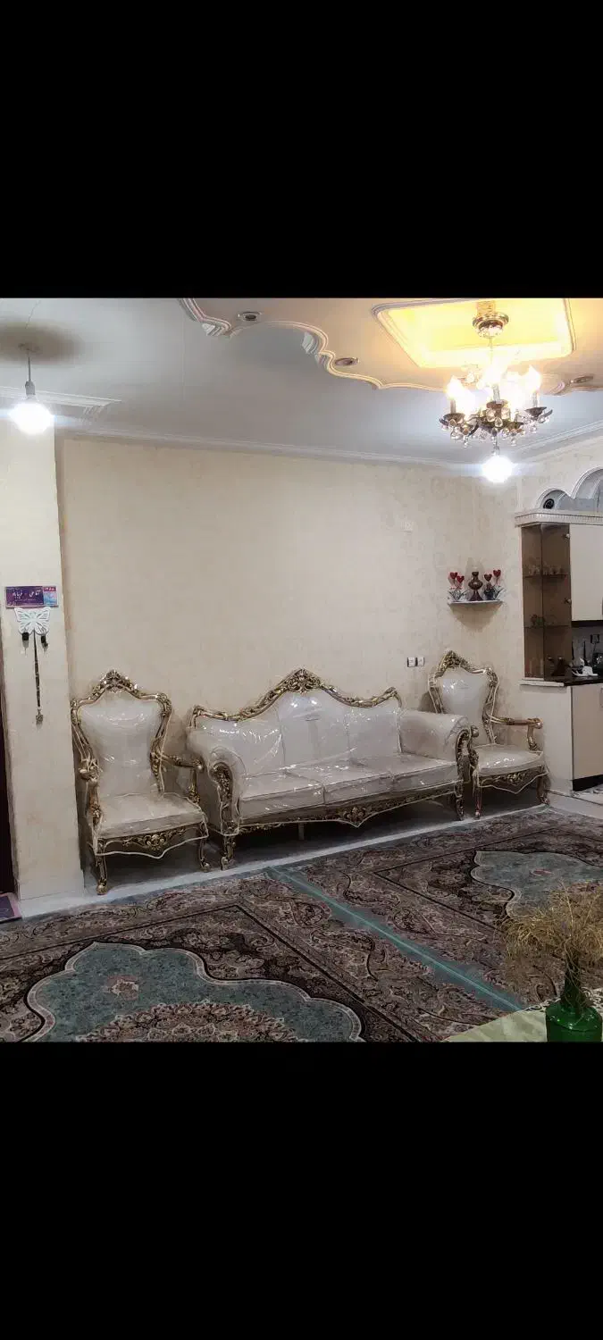 مبل سلطنتی  ۱۰ نفره / ۵۵ میلیون|مبلمان خانگی و میز عسلی|دزفول, |دیوار