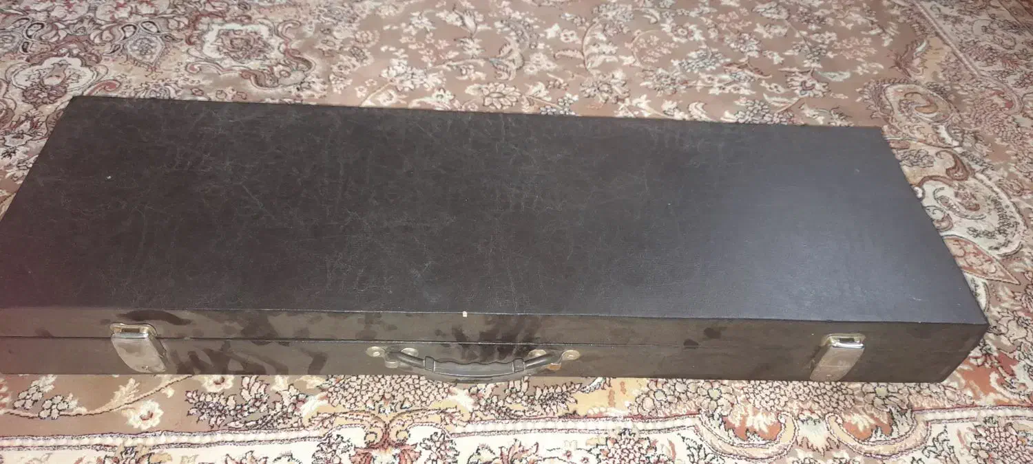 سنتور چوبی زهی/زخمهای|سازهای سنتی|قزوین, |دیوار