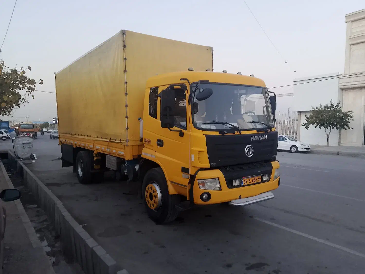 کاویان ۲۱۹ مدل ۹۵ تحویل ۹۷|خودرو سنگین|مشهد, طرق|دیوار