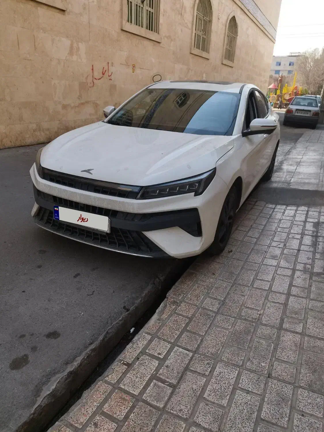 KMC j7.  مدل 402|خودرو سواری و وانت|تهران, عبدل‌آباد|دیوار