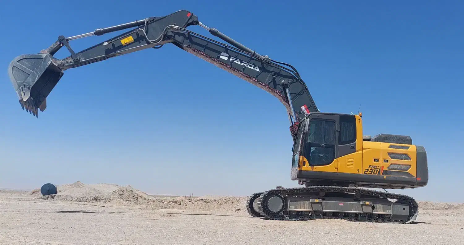 بیل میکانیکی 230 فردا|خودرو سنگین|شهرکرد, |دیوار