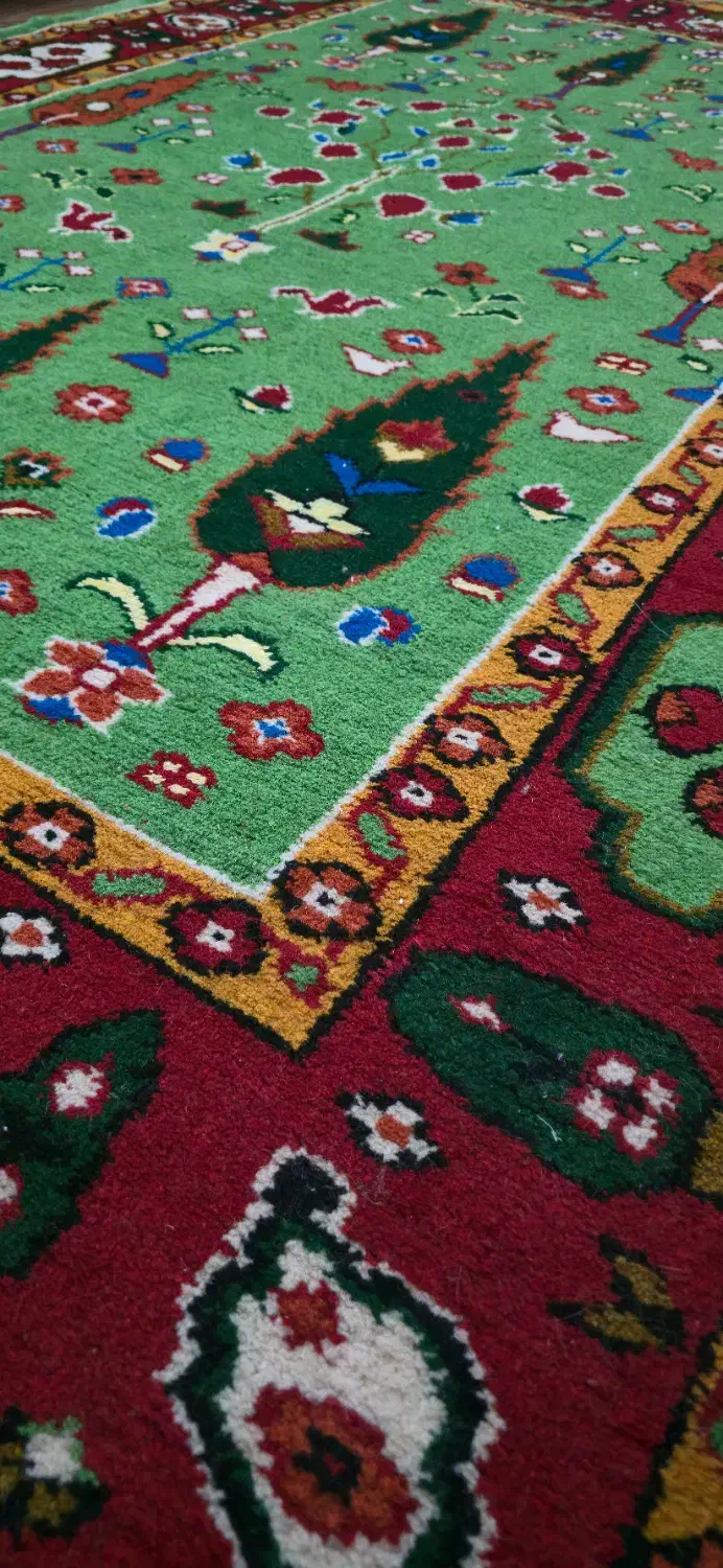 فرش دستباف ۳ متری|فرش|اسلام‌شهر, باغ فیض|دیوار