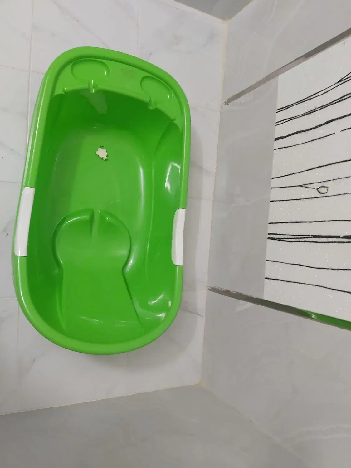 وان حمام کودک|لوازم حمام|اصفهان, کوی امیریه|دیوار