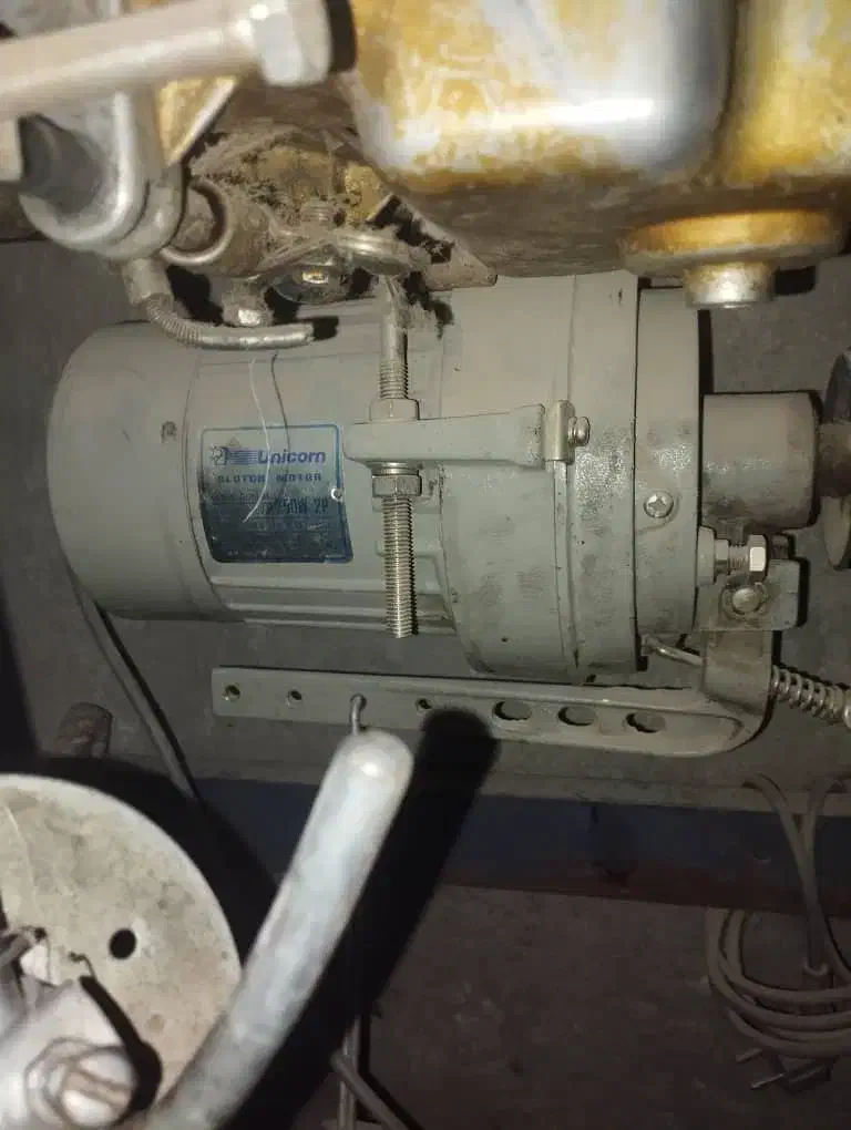 دوعددچرخ خیاطی جوکی وشانکونگ|چرخ خیاطی و ریسندگی|خاش, |دیوار