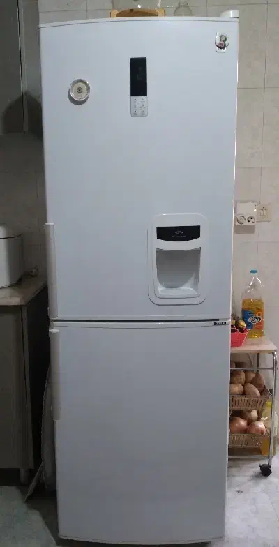 یخچال فریزر پارس سالم در حد نو|یخچال و فریزر|فریدون‌کنار, |دیوار