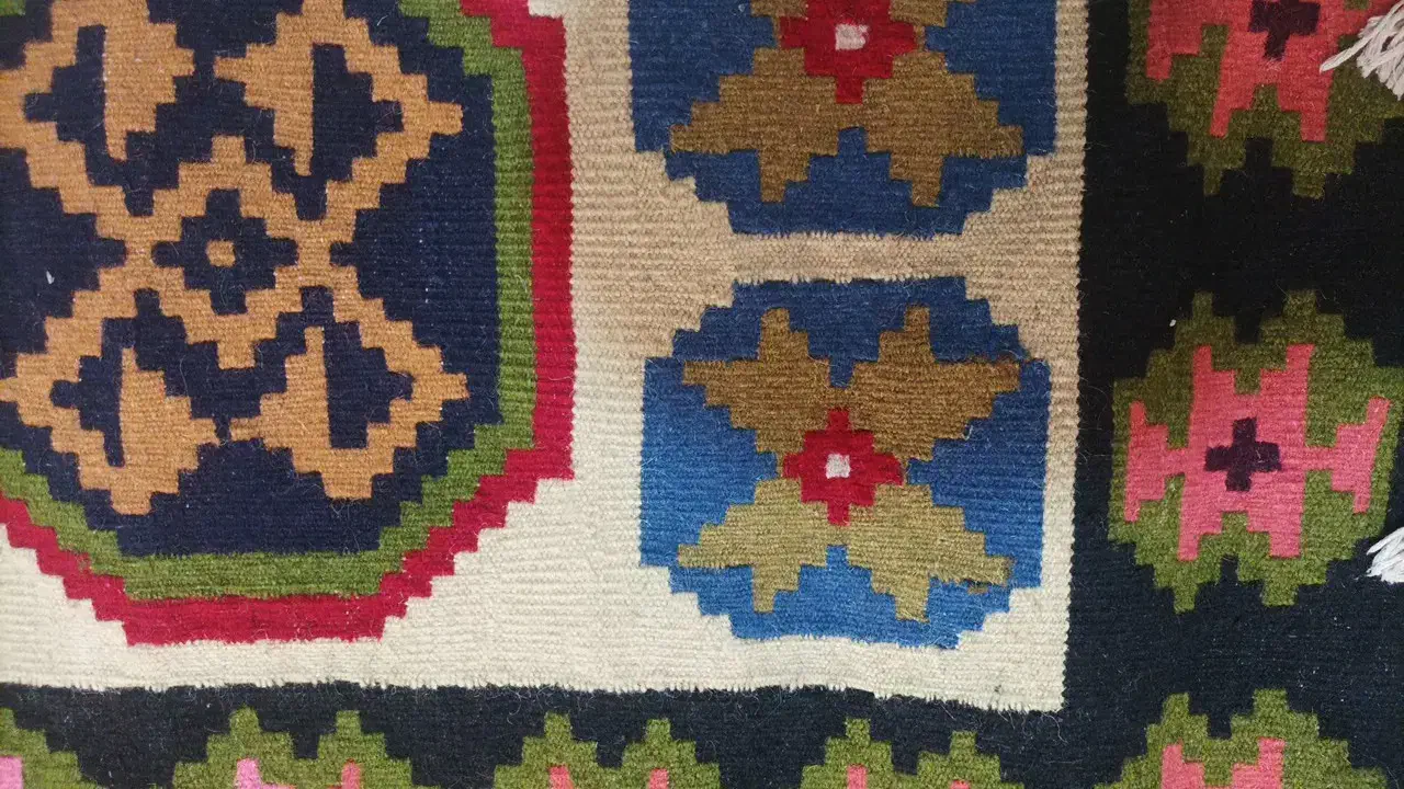 گلیم دست باف|گلیم، جاجیم، گبه|چهارباغ, |دیوار