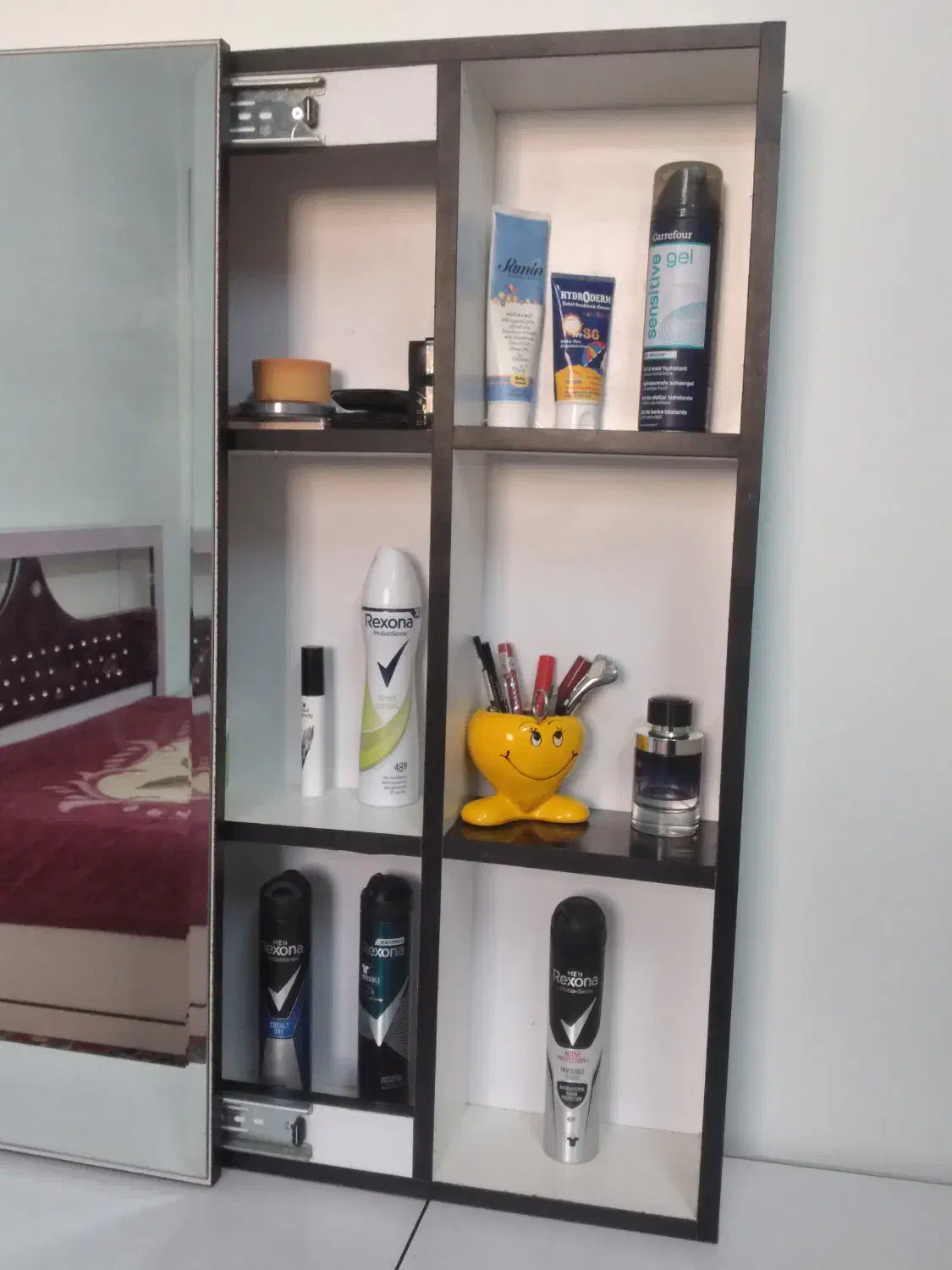 دو عدد سرویس خواب (چک صیادی پذیرفته می شود)|تخت و سرویس خواب|سمنان, |دیوار