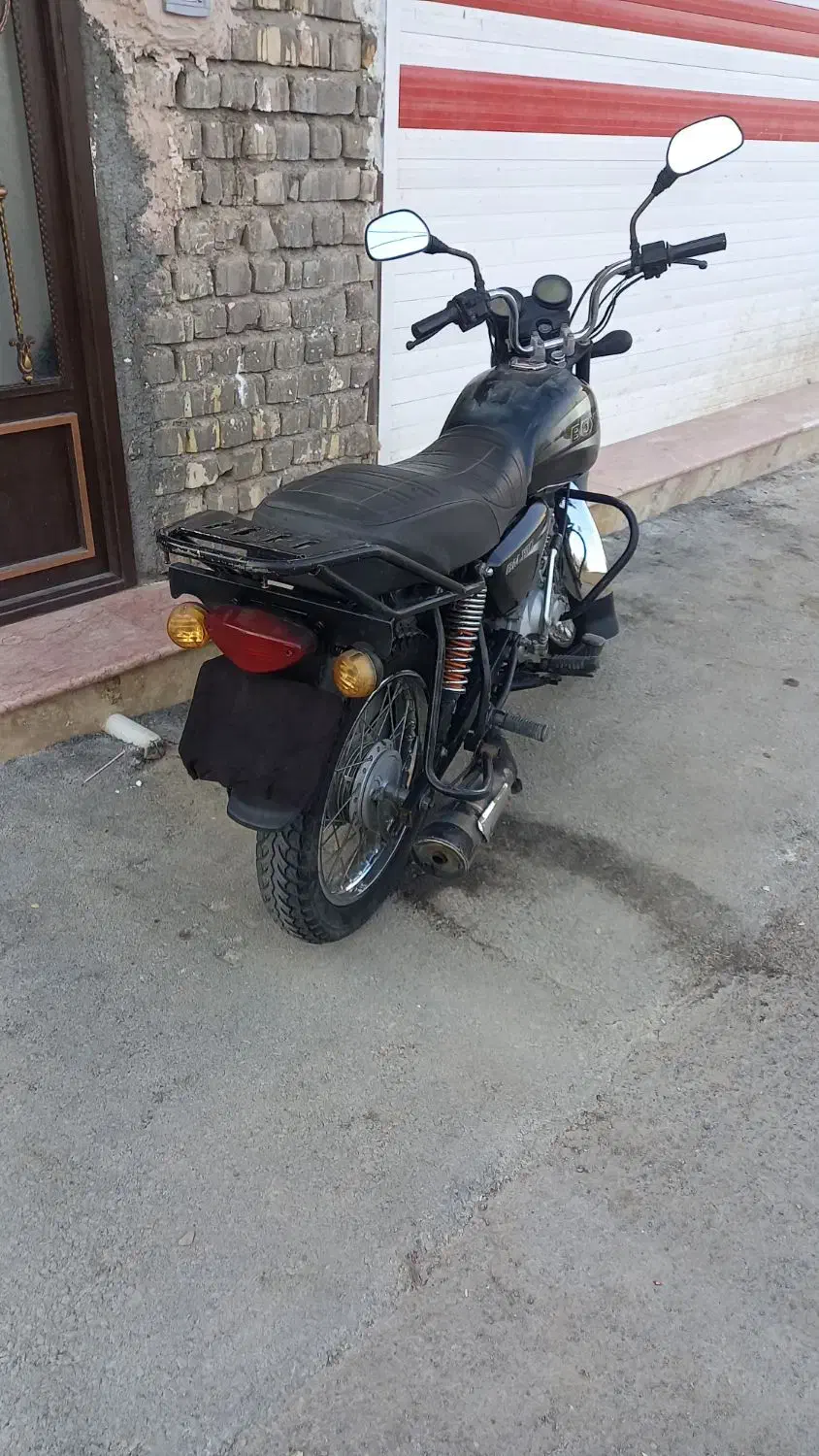 موتور بوکسر ۱۵۰ سی سی کار کرده به فروش می‌رسد|موتورسیکلت|قم, آذر (نکویی)|دیوار