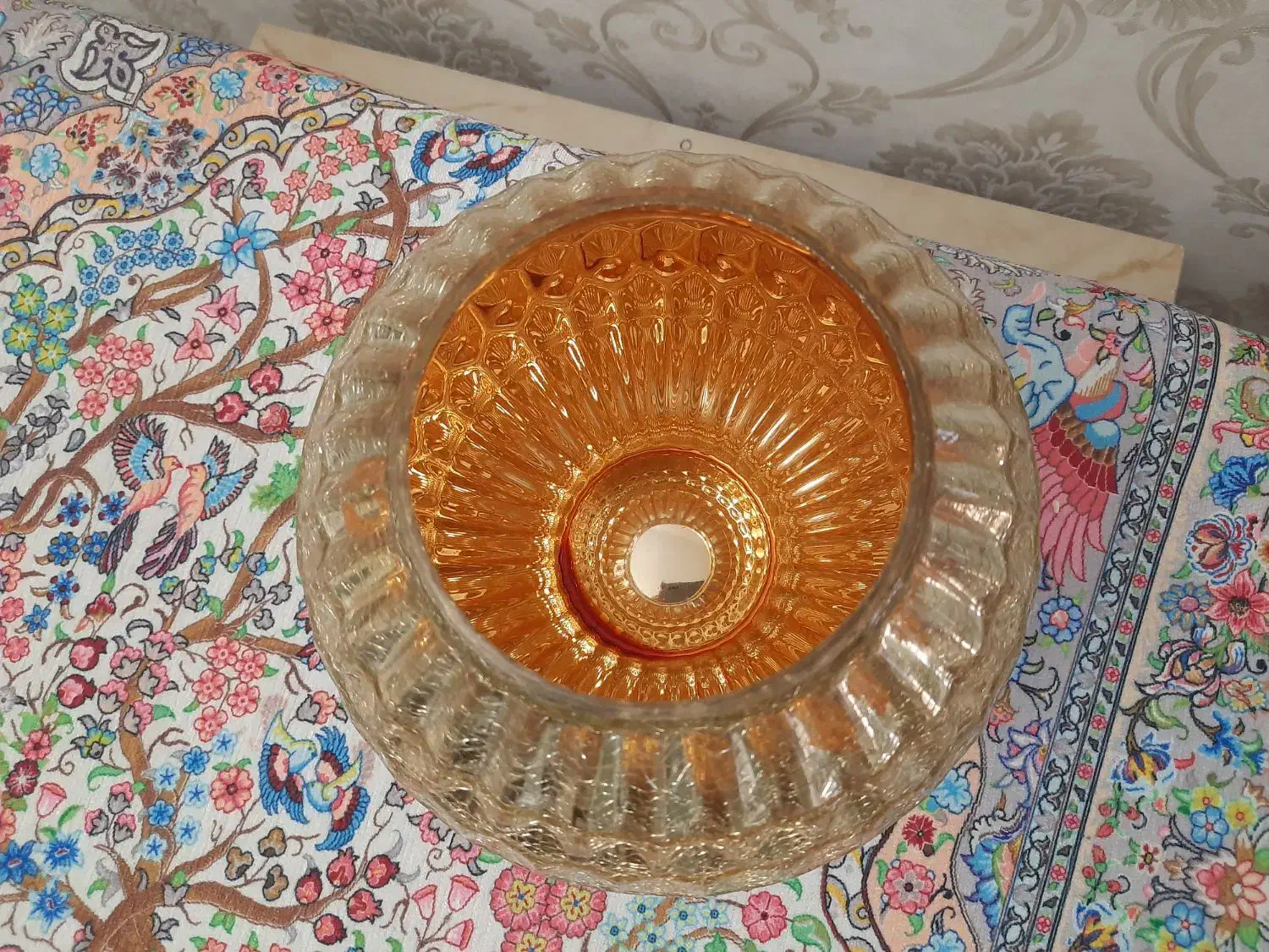 گلدان شیشه ای طلایی|صنایع دستی و سایر لوازم تزئینی|تهران, تهرانسر غربی|دیوار