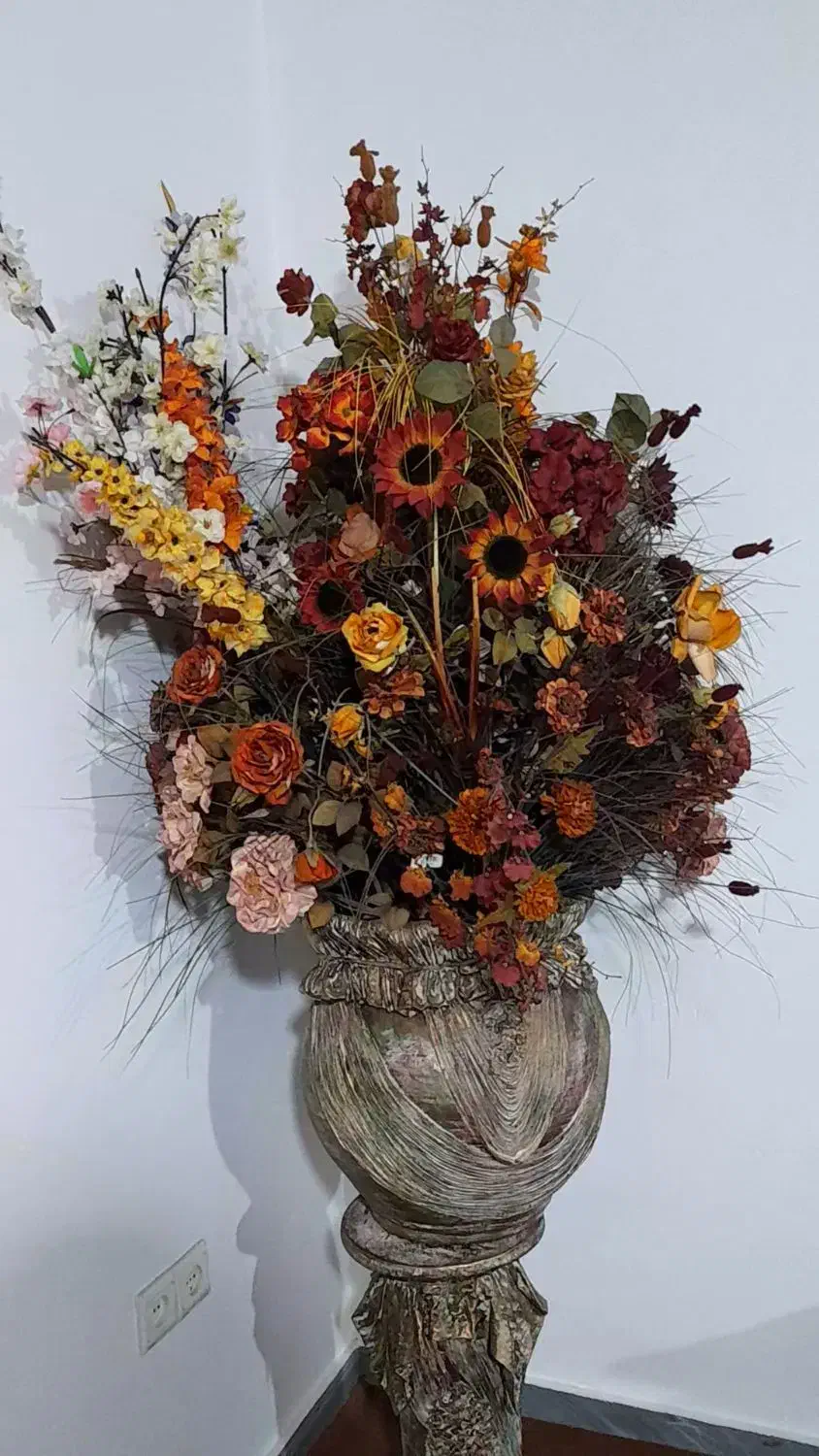 گل پذیرایی|گل مصنوعی|کلاردشت, |دیوار