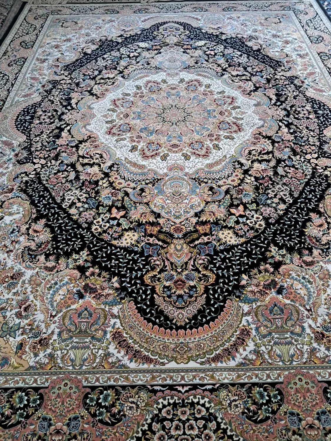 یک تخته فرش ۱۲متری ۱۰۰۰شانه تراکم ۳۰۰۰|فرش|ورامین, شهرک مدرس|دیوار