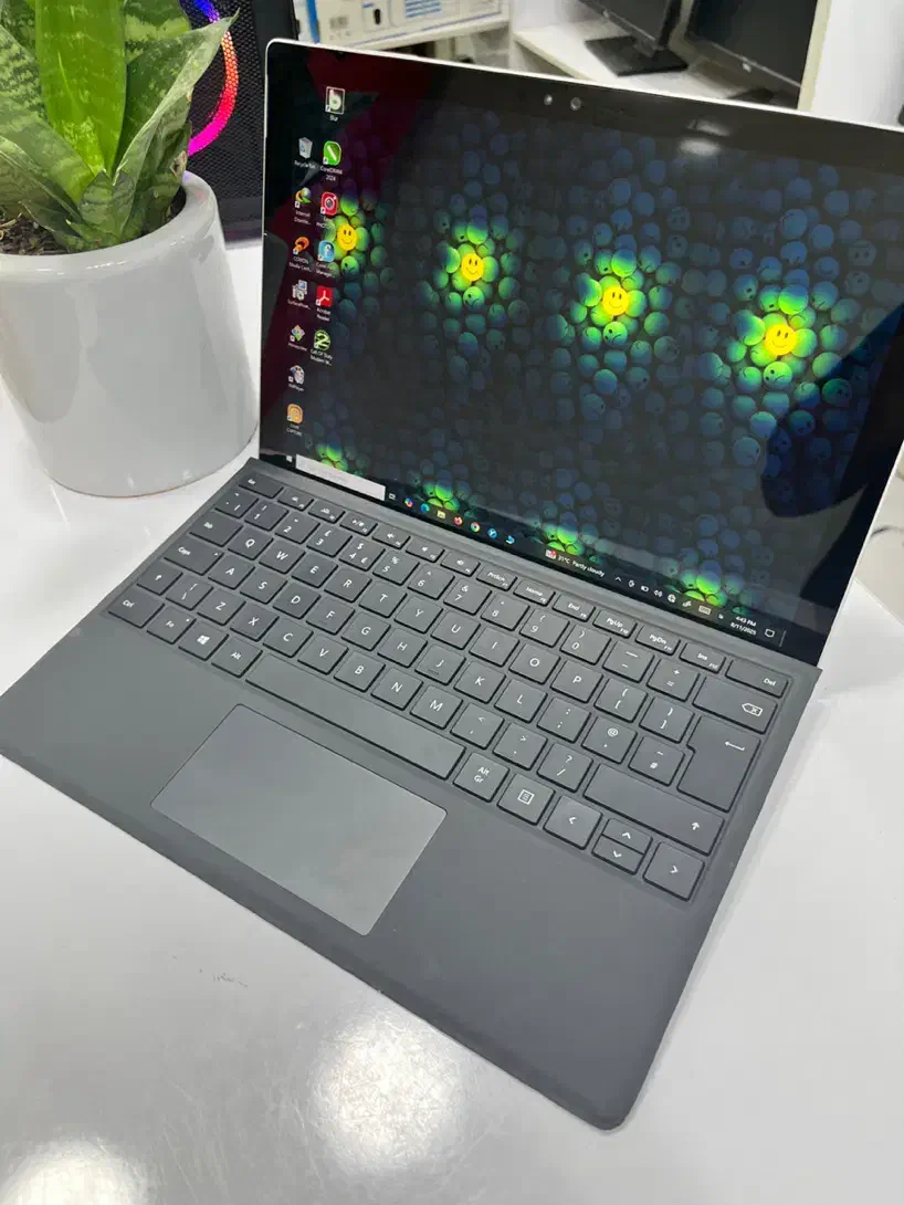 سرفیس surface pro( رادگستر ایستگاه ۴)|رایانه همراه|آبادان, |دیوار