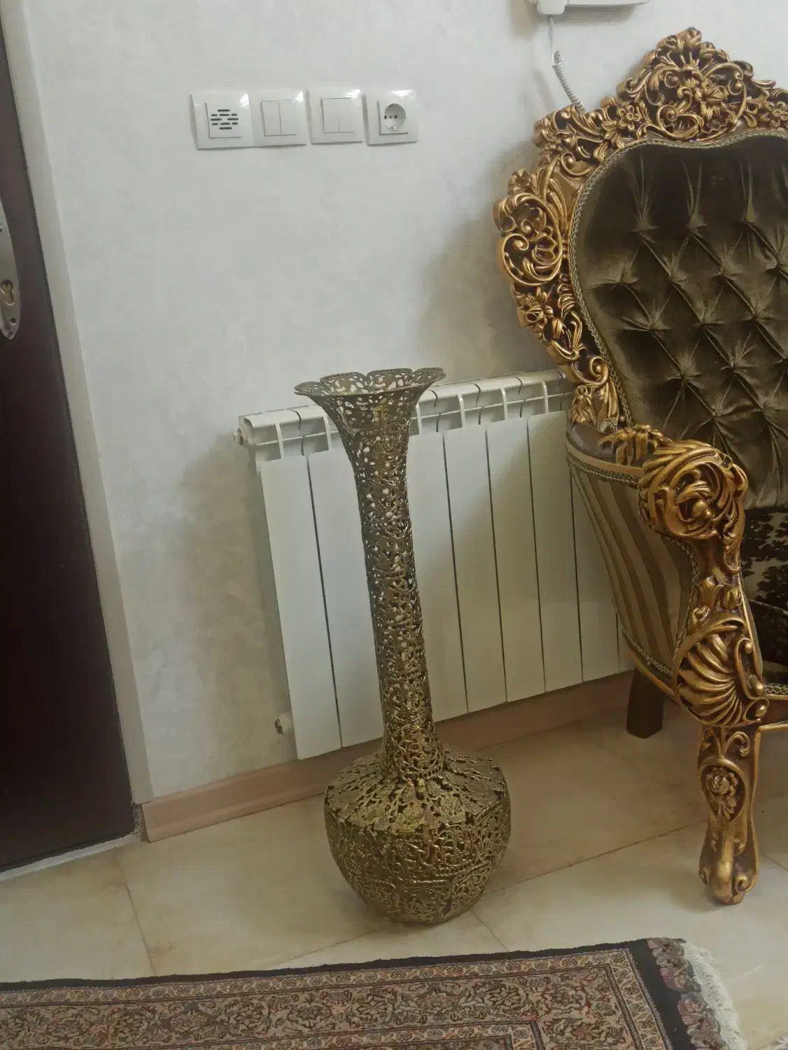 گلدان برنز|صنایع دستی و سایر لوازم تزئینی|خوی, |دیوار