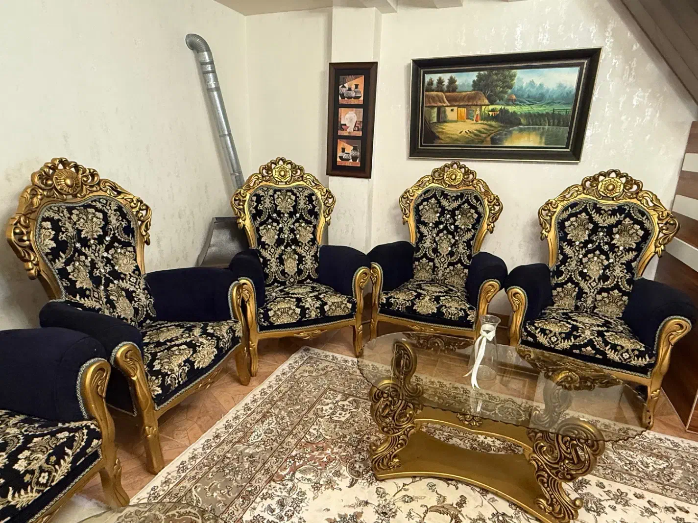 مبل سلطنتی|مبلمان خانگی و میز عسلی|رشت, نخودچر|دیوار