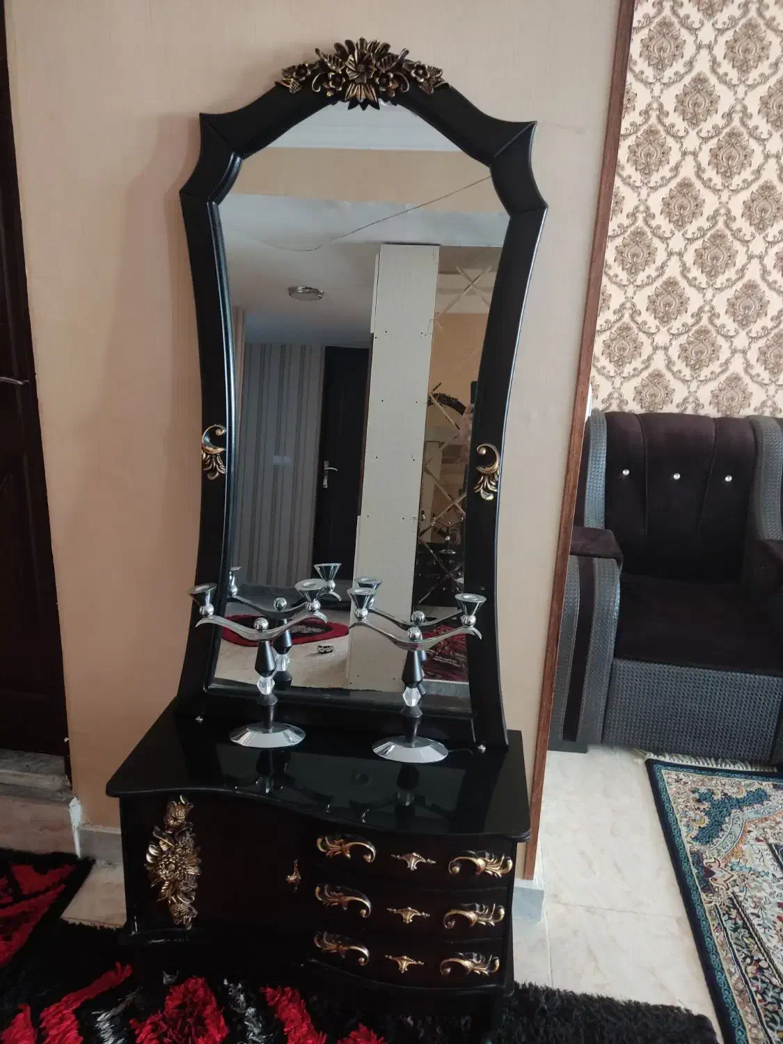 اینه و شمعدان|بوفه، ویترین، کنسول|گلبهار, شهر جدید گلبهار|دیوار