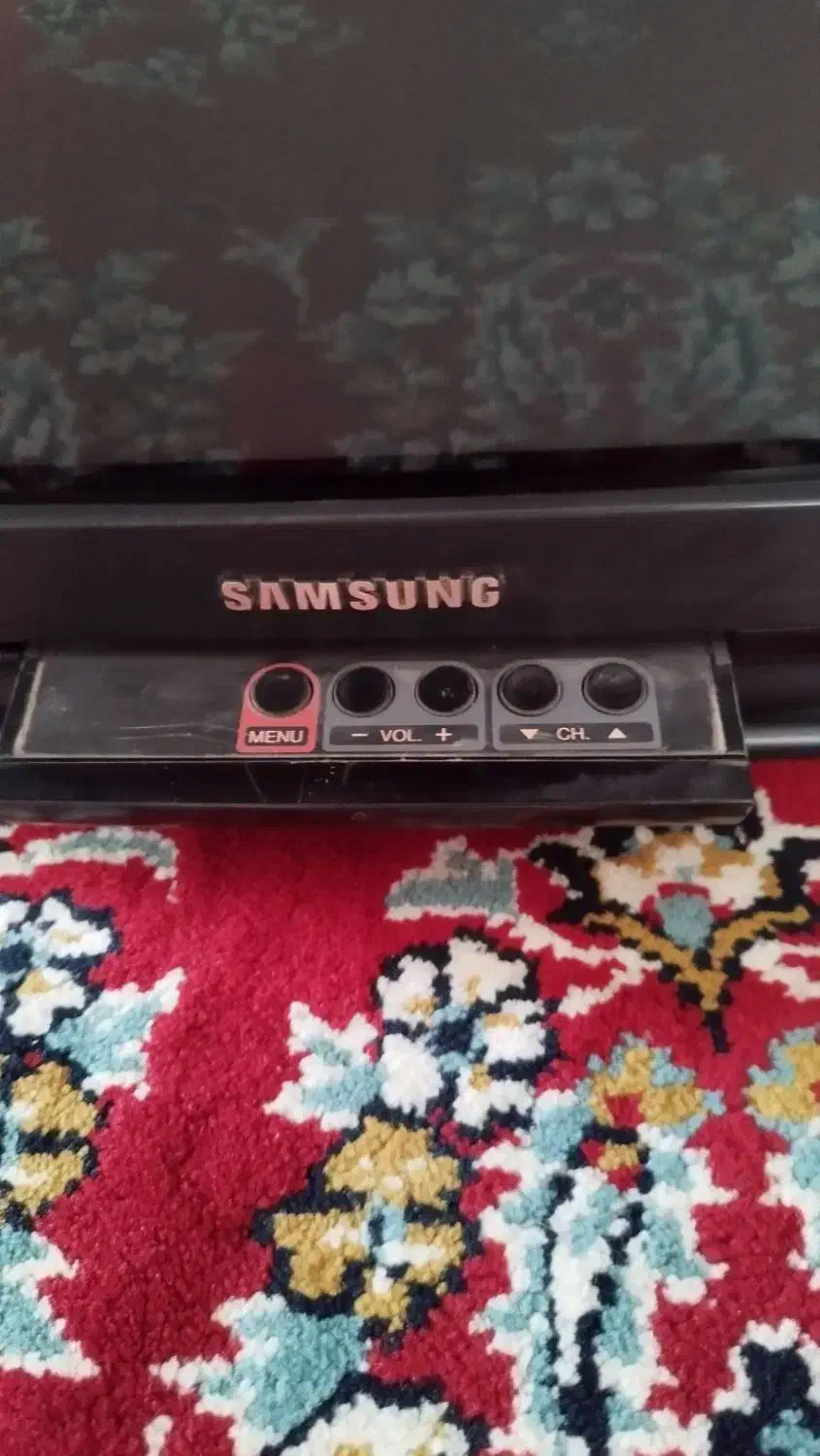 تلویزیون|تلویزیون و پروژکتور|اسفراین, |دیوار