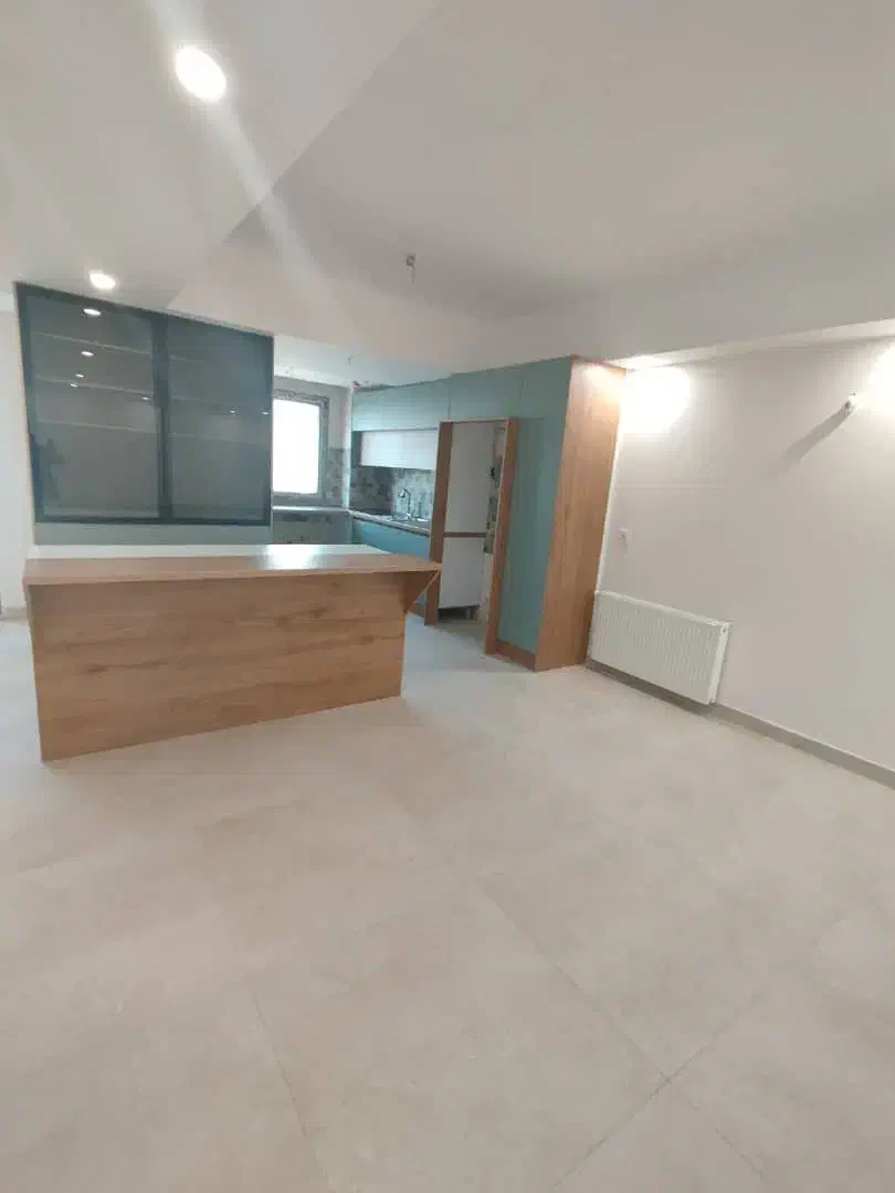 136 متری/دو خوابه/نوساز/چیتگر