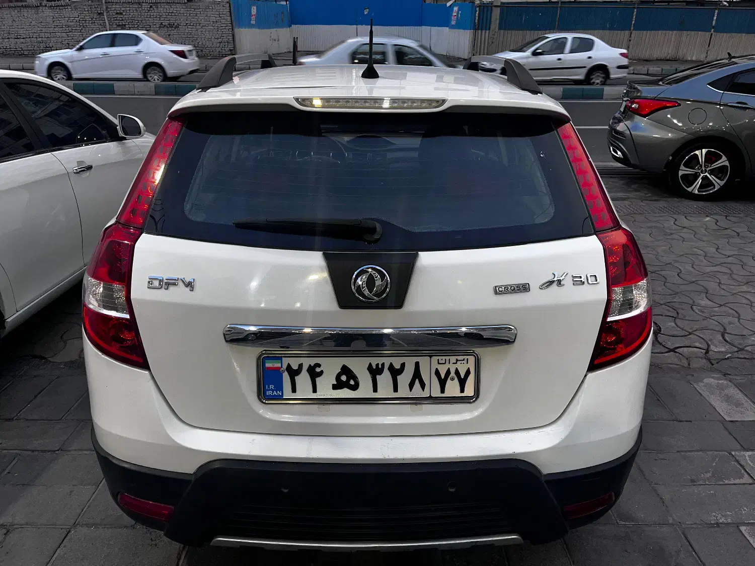 اچ سی کراس ۹۵ اتوگالری دنیز|خودرو سواری و وانت|تهران, هوانیروز|دیوار