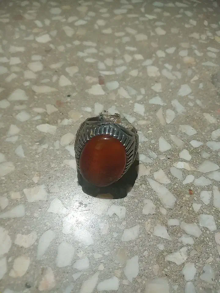 انگشتر نقره با نگین عقیق|جواهرات|کاشان, پشت شهربانی|دیوار