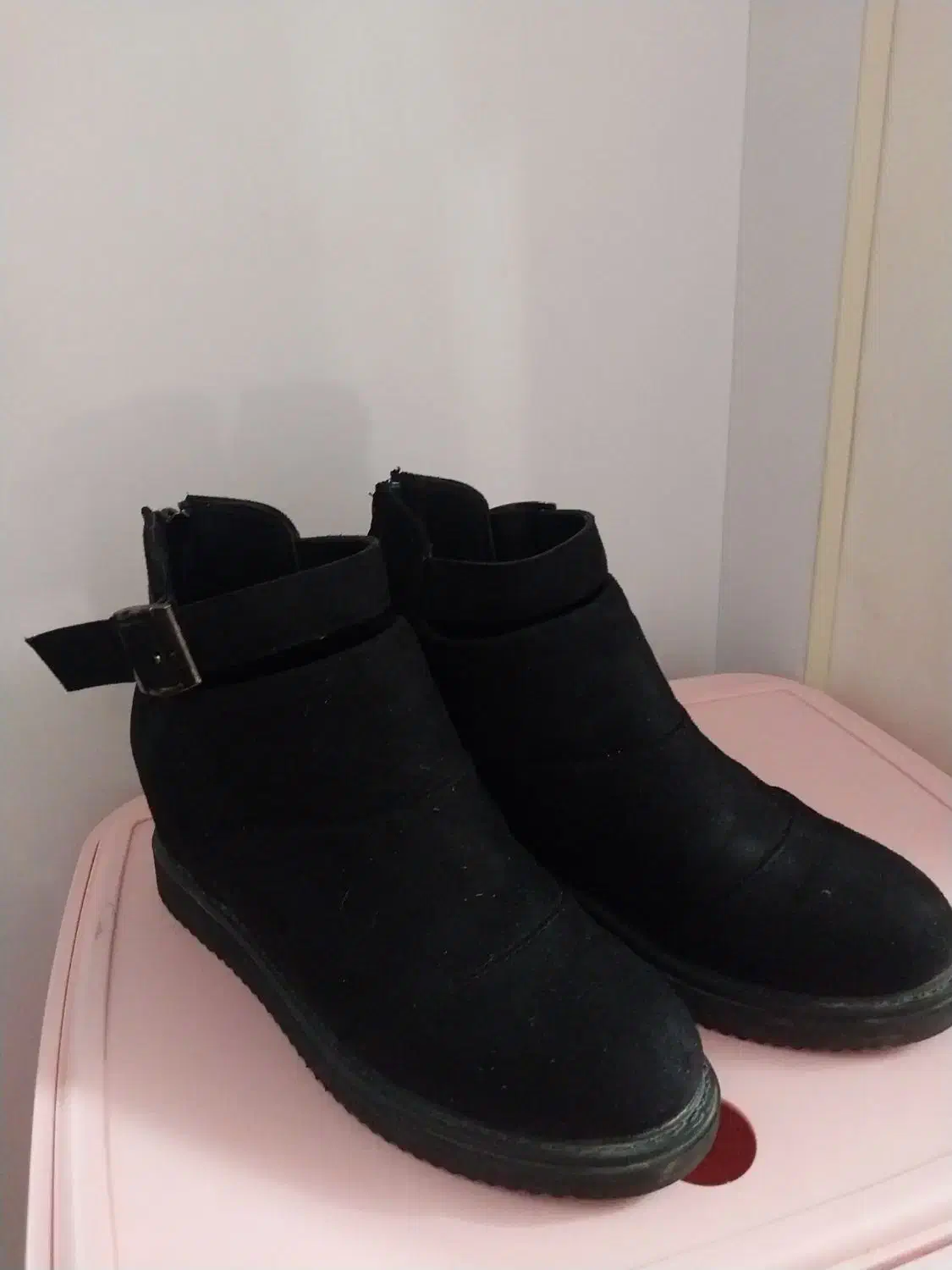 نیم بوت|کیف، کفش، کمربند|سنقر, |دیوار