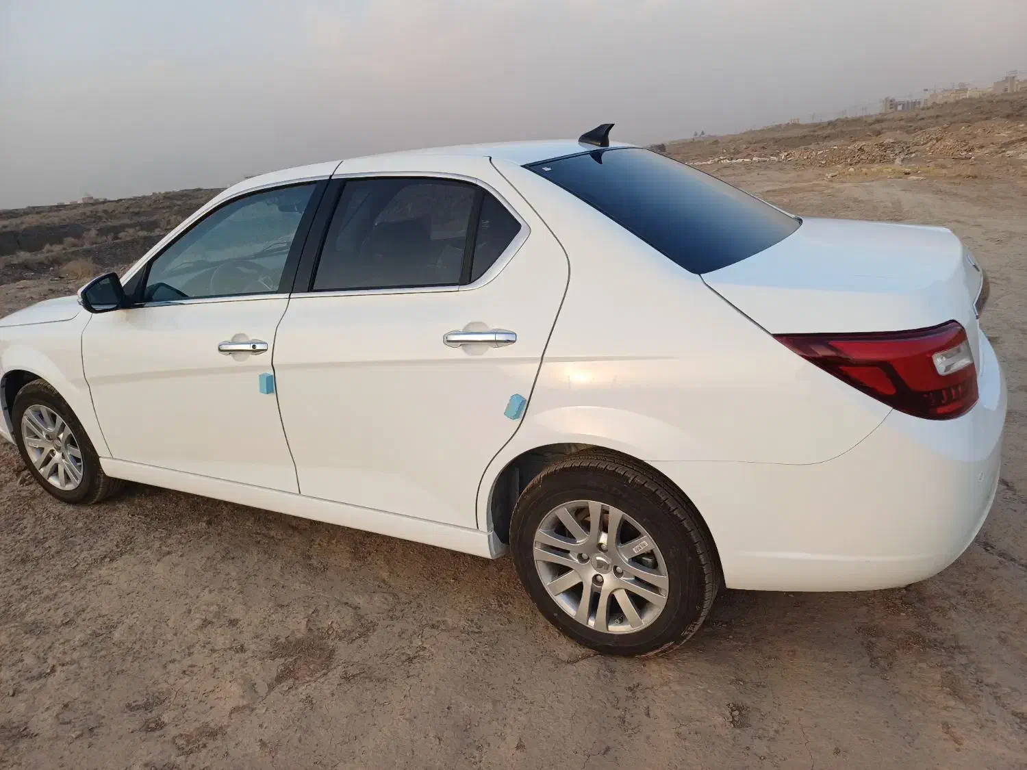 دنا پلاس ۶ دنده|خودرو سواری و وانت|نیشابور, شهرک ولیعصر|دیوار