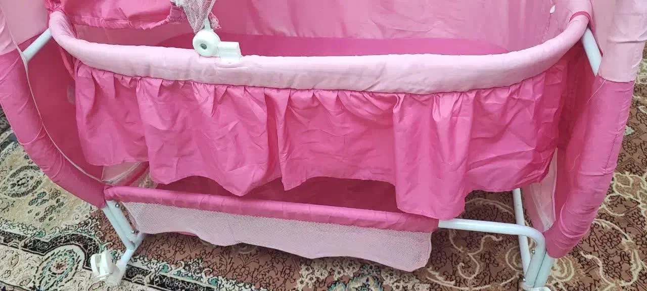 گهواره نوزادی|تخت و صندلی بچه|آبیک, |دیوار