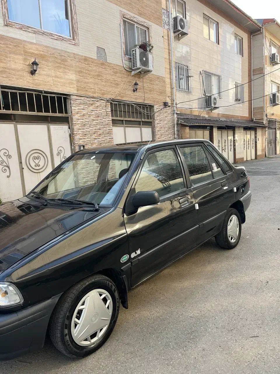 پراید۸۳زیرخاکی|خودرو سواری و وانت|رشت, گلسار|دیوار