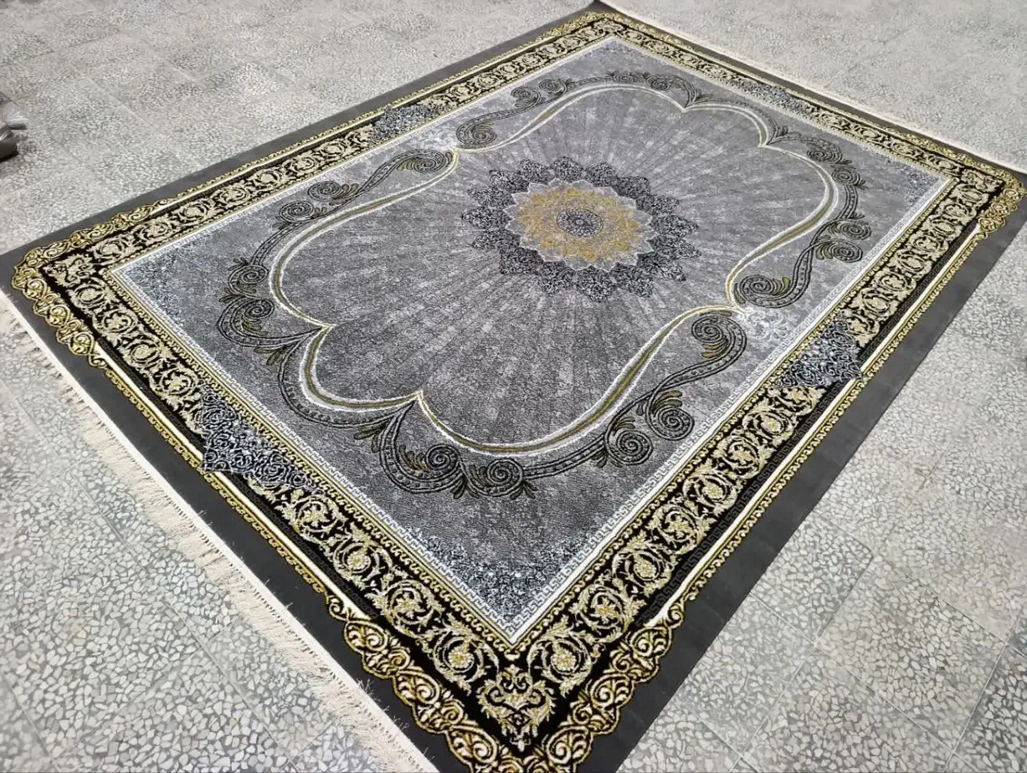 فرش قسطی|فرش|دزفول, |دیوار