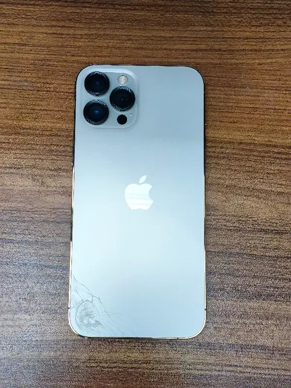 iPhone 12 pro max|موبایل|قم, مسجد امام حسن|دیوار