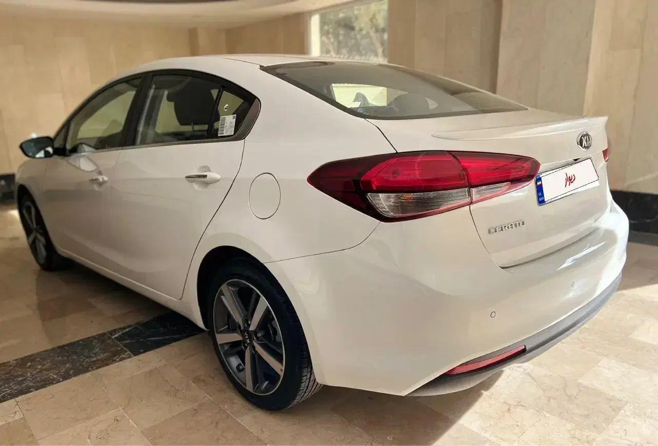 سراتو مدل2017 مشابه صفر|خودرو سواری و وانت|تهران, صادقیه|دیوار