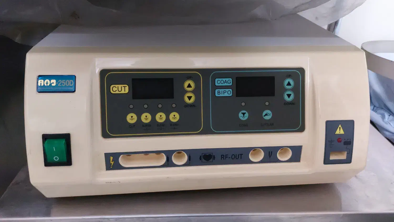 فروش دستگاه آر اف سرجیکال|پزشکی|تهران, دانشگاه شریف|دیوار