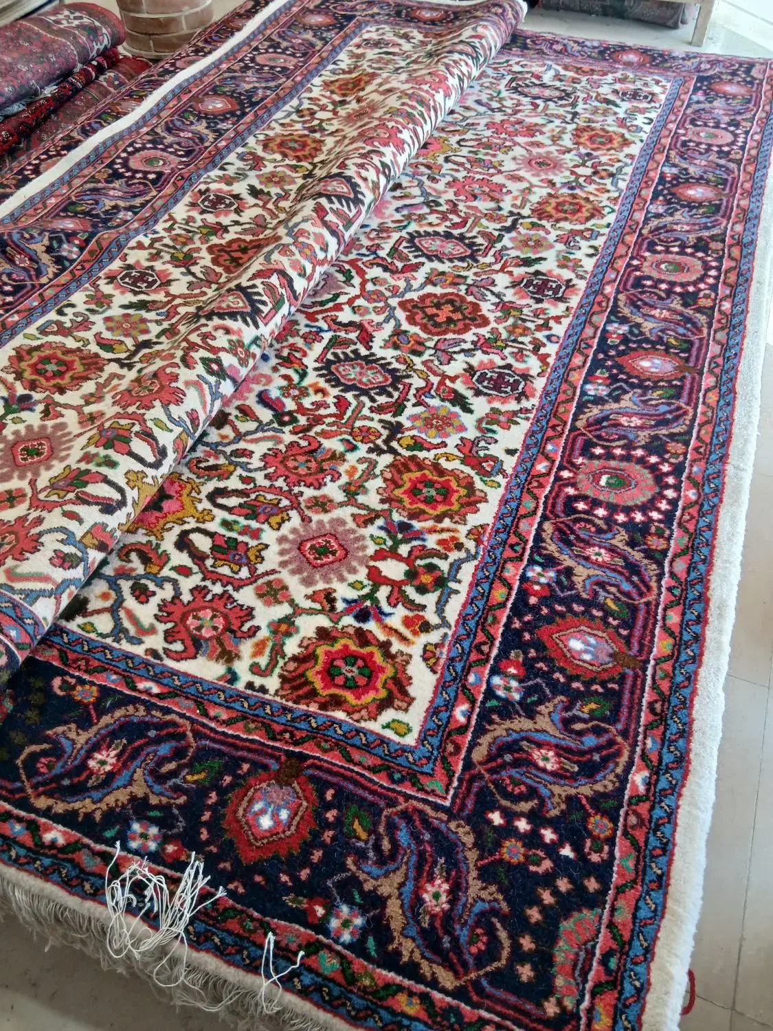 جفت ۶ متری کسب اعلا|فرش|ملایر, |دیوار