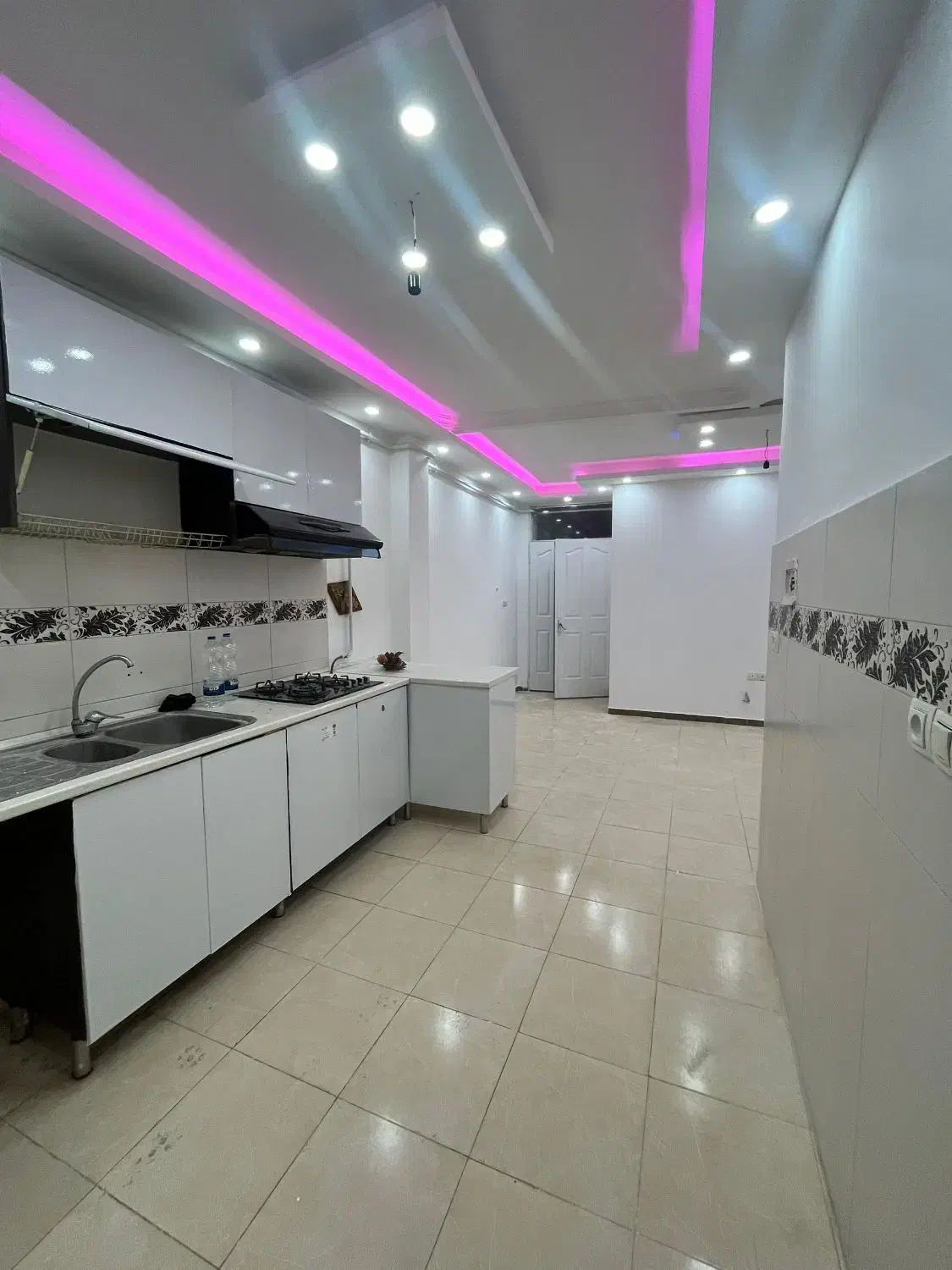 واحد همکف کرسی بلند +شیک|فروش آپارتمان|رشت, حمیدیان|دیوار