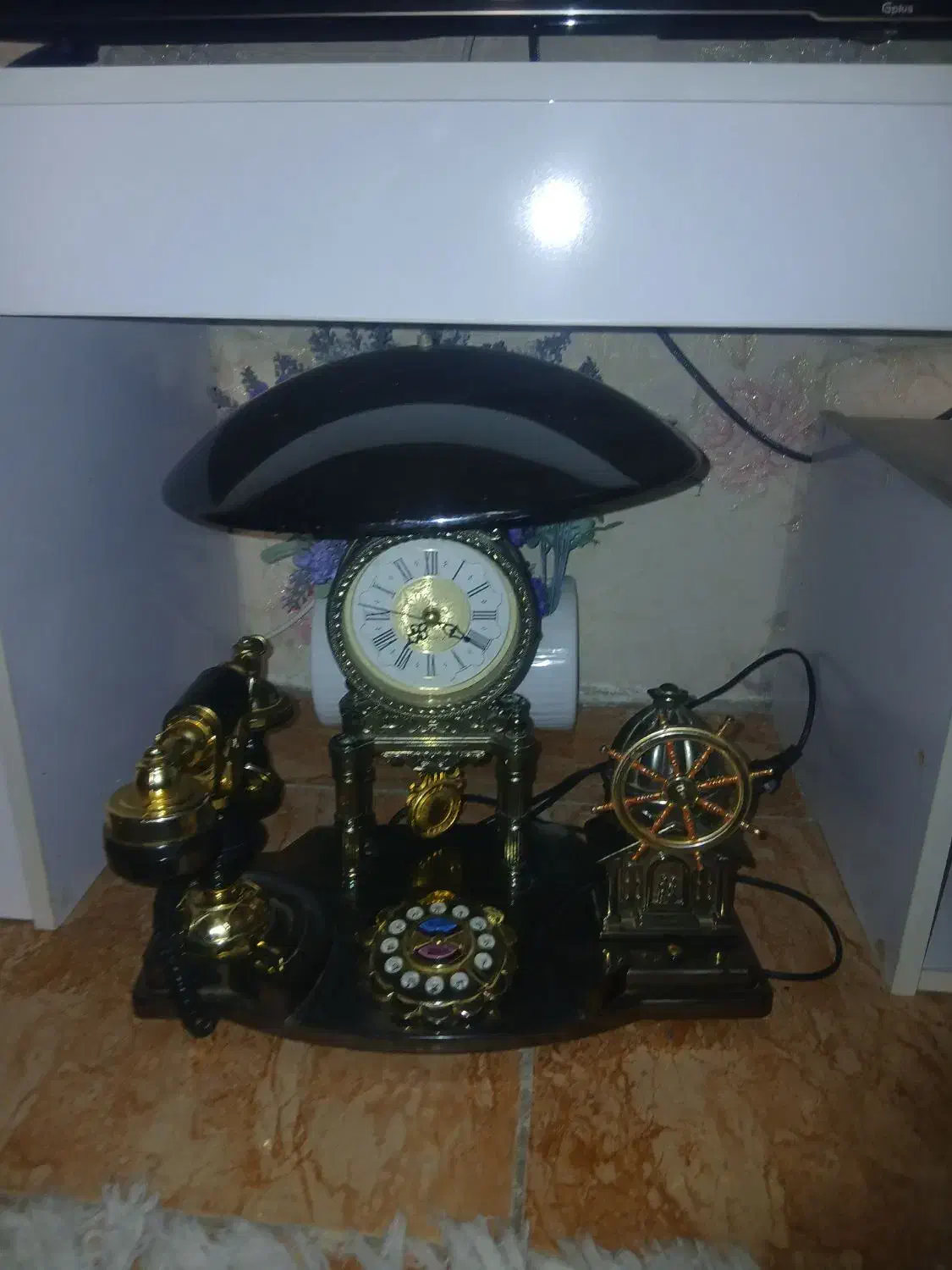 مجسمه آباژوری|مجسمه، تندیس، ماکت|خرمآباد, |دیوار