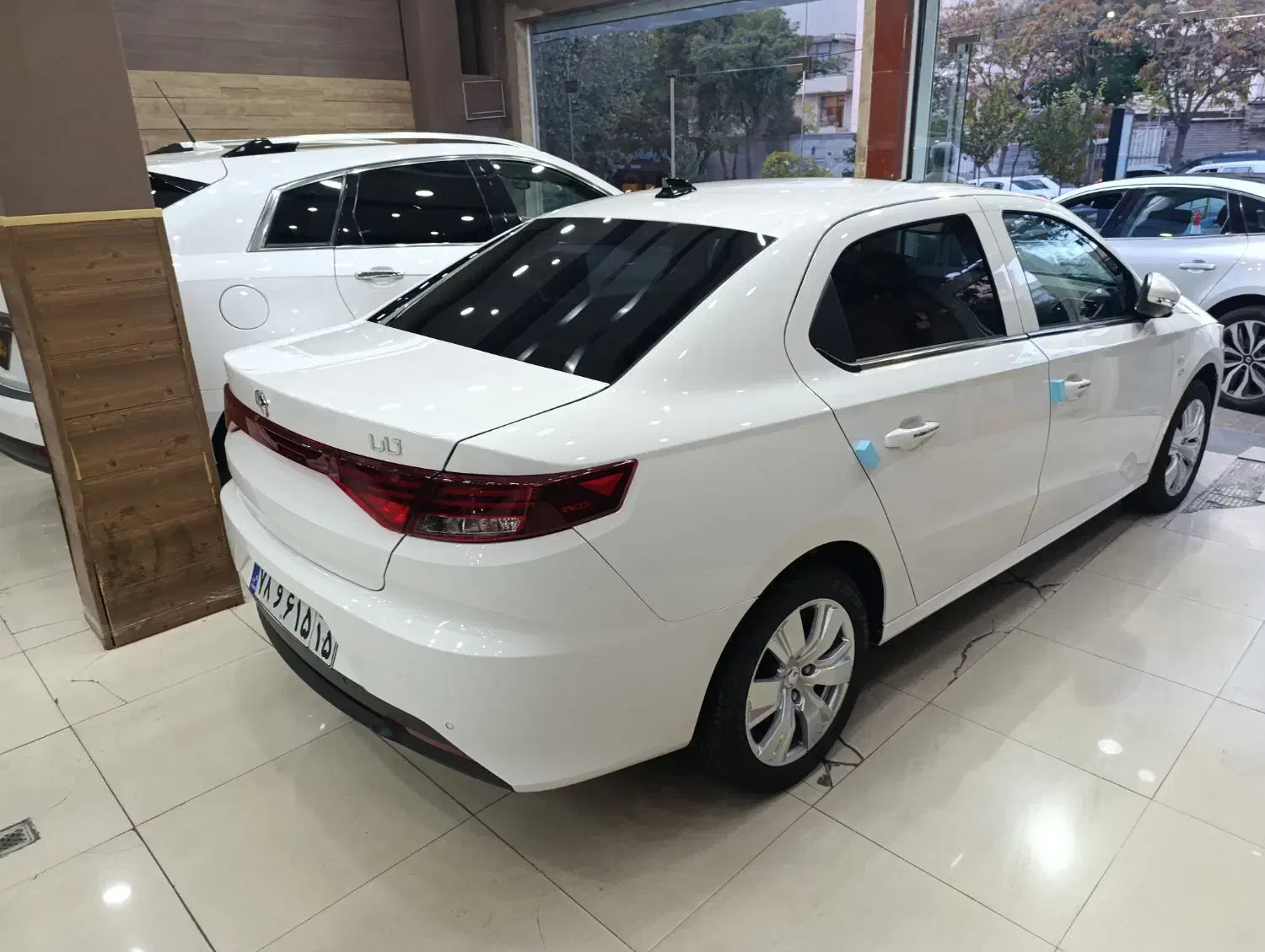 تارا اتومات 1403 صفر خشک v4|خودرو سواری و وانت|تبریز, |دیوار